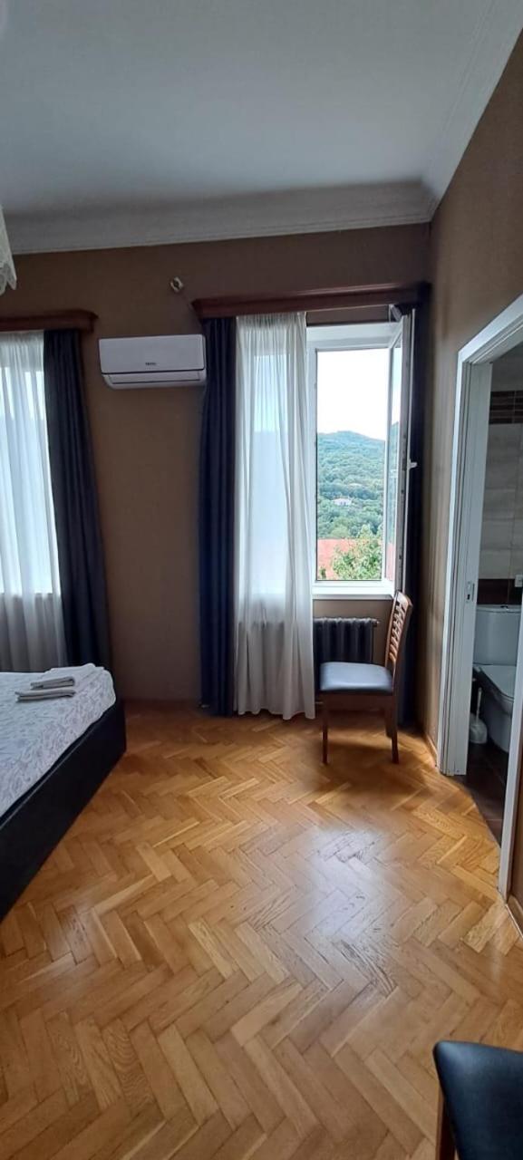 Guest House Pirosmani 60 Sighnaghi Εξωτερικό φωτογραφία
